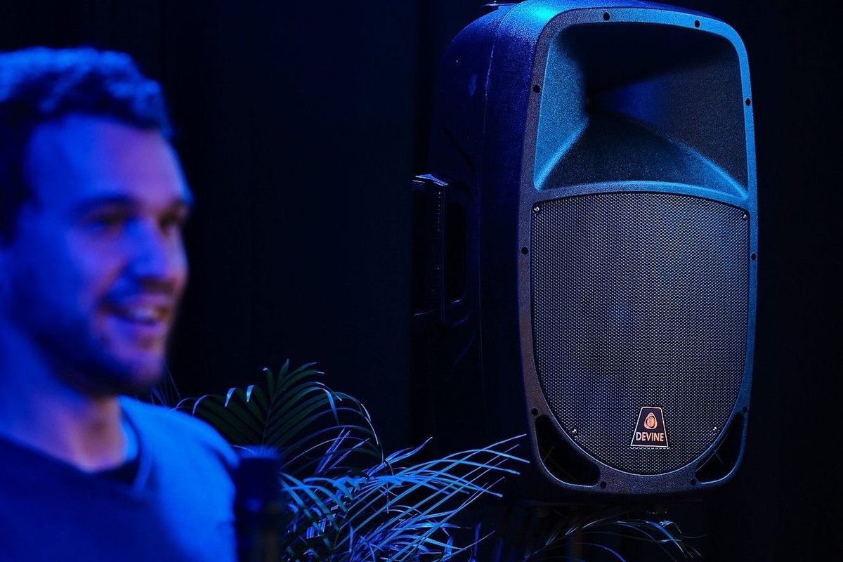 Speaker Devine Sound Scout 15A a una festa